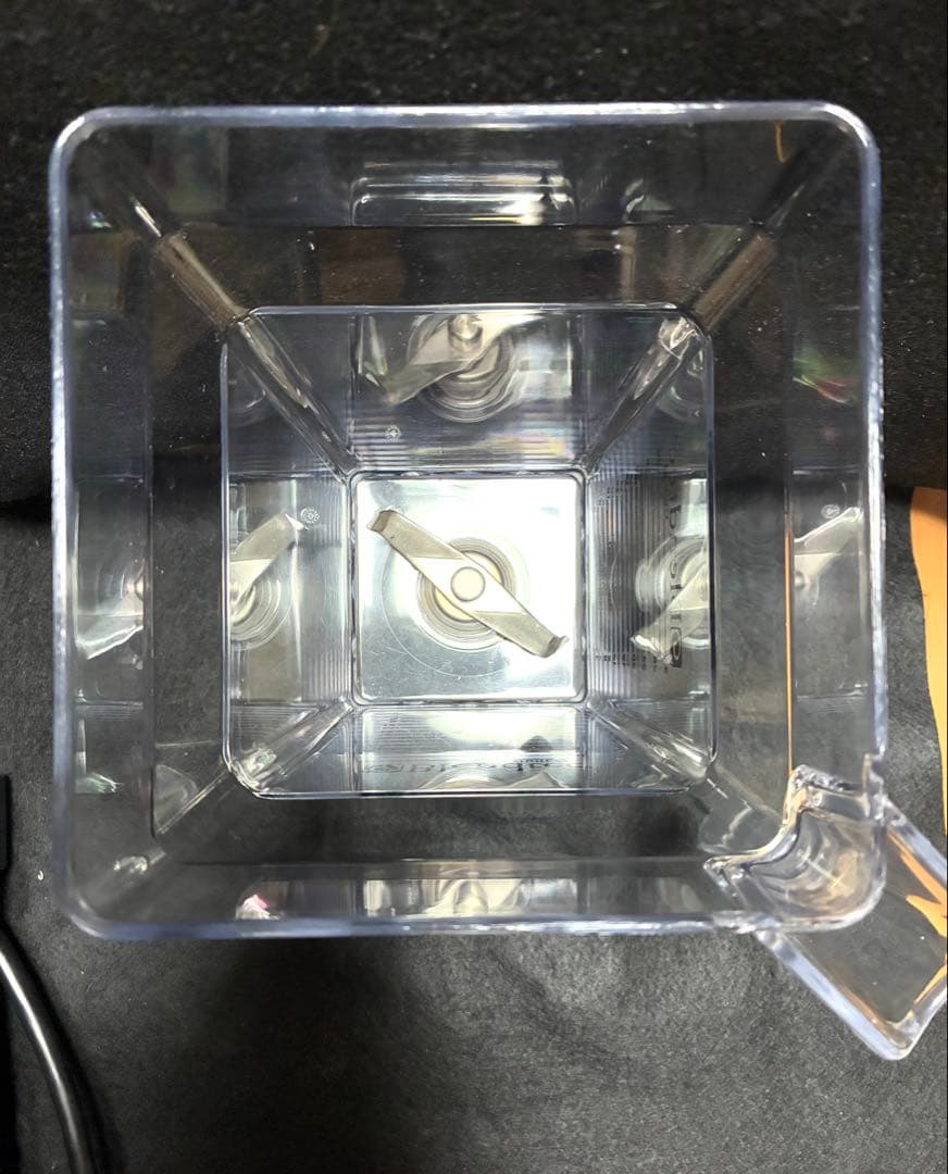 ブレンテック　スムージーブレンダー　ICB3J FMI