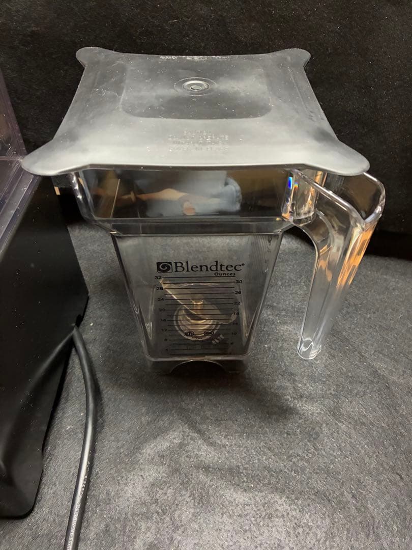 ブレンテック　スムージーブレンダー　ICB3J FMI