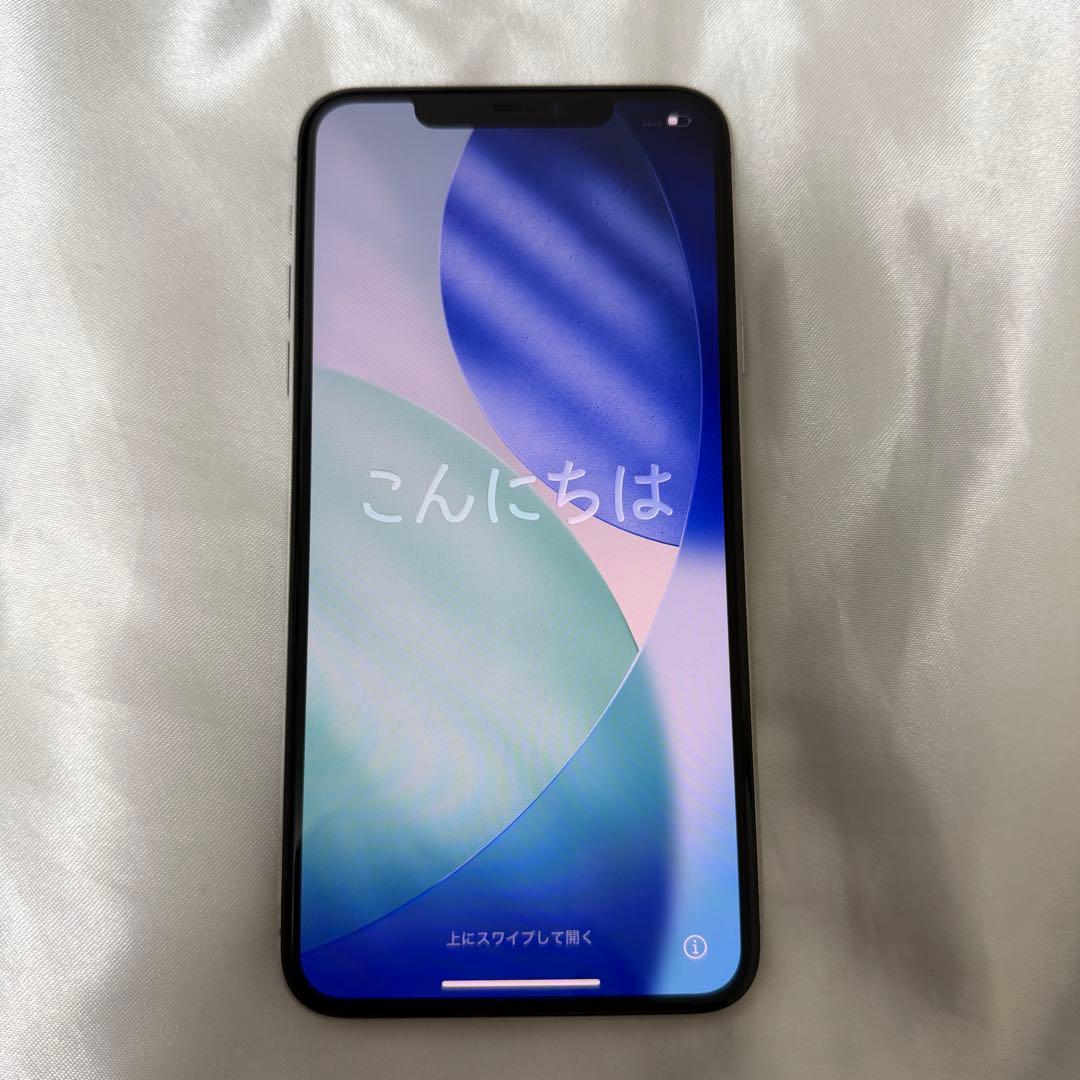 【Apple】iPhone 11 ProMax シルバー
