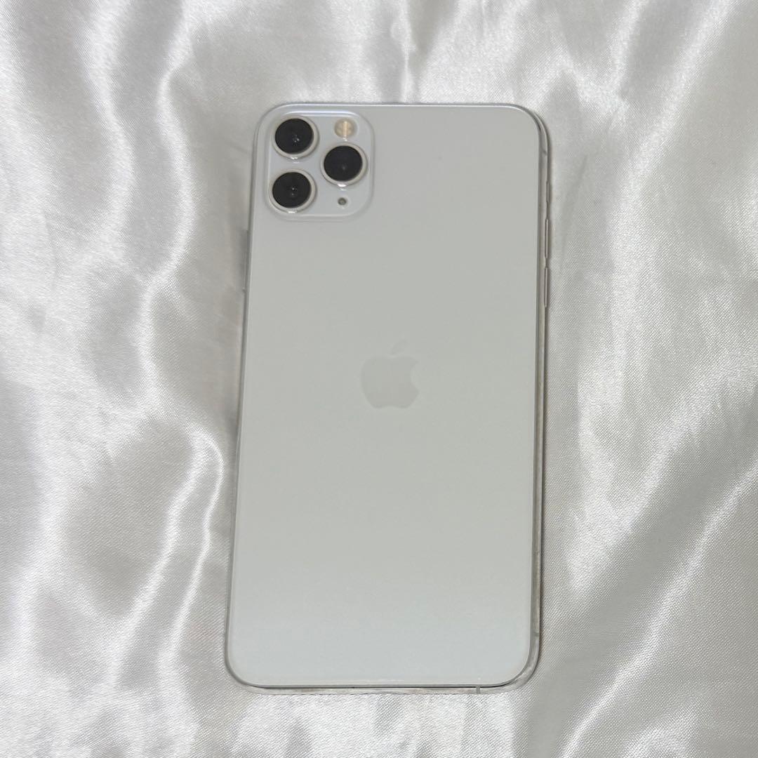 【Apple】iPhone 11 ProMax シルバー