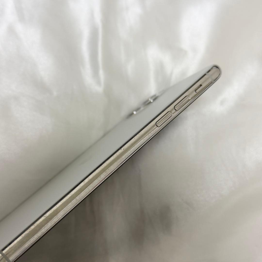 【Apple】iPhone 11 ProMax シルバー