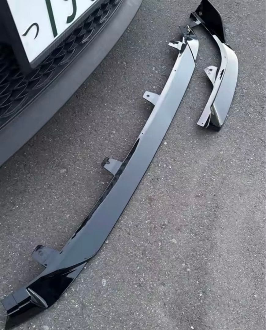 激安送料込み。レクサスES専用　フロントスポイラー　スポーツ仕様　エアロ