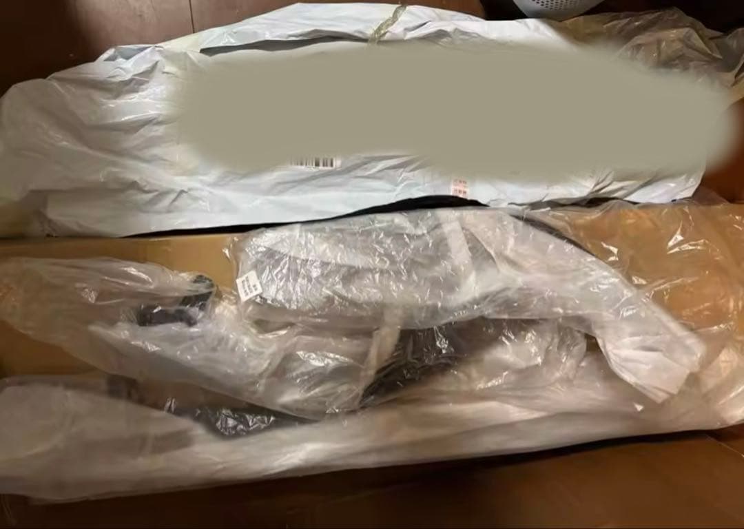 激安送料込み。レクサスES専用　フロントスポイラー　スポーツ仕様　エアロ