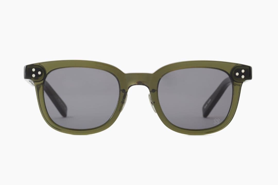 yellows plus サングラス　MARIUS