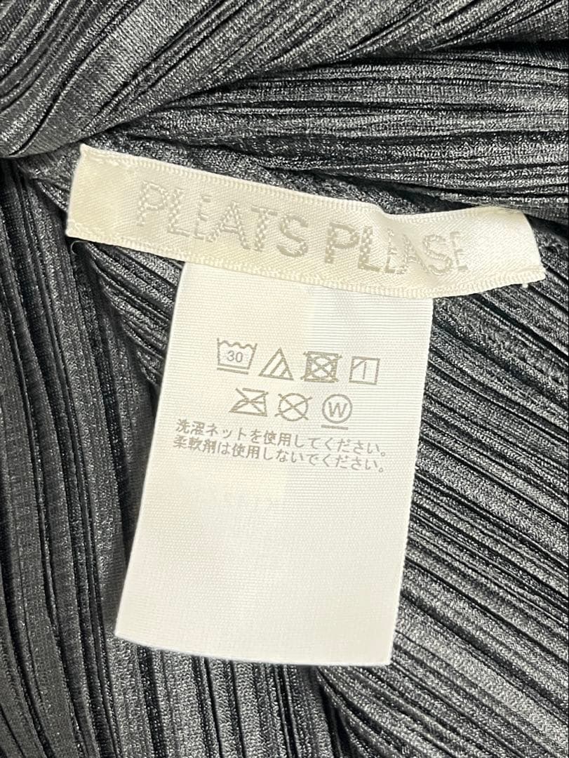 PLEATS PLEASE 長袖トップス