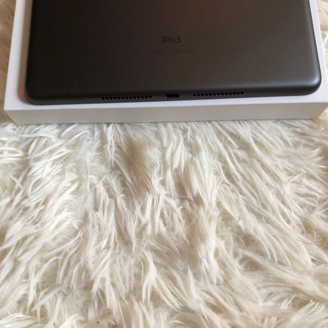 【即購入OK】iPad 第8世代 セルラーモデル【極美品】 #71 【付属品】