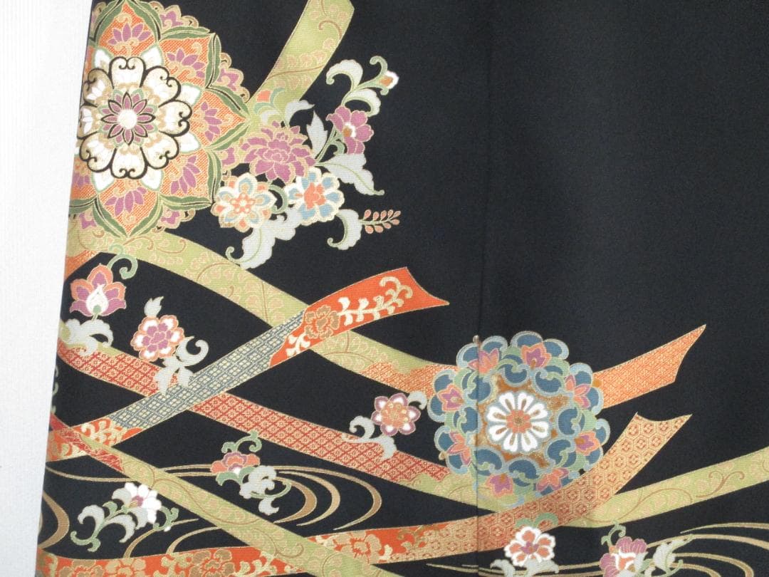 S～Mサイズ 黒留袖からの着物リメイクドレスです 　着丈１２２cm