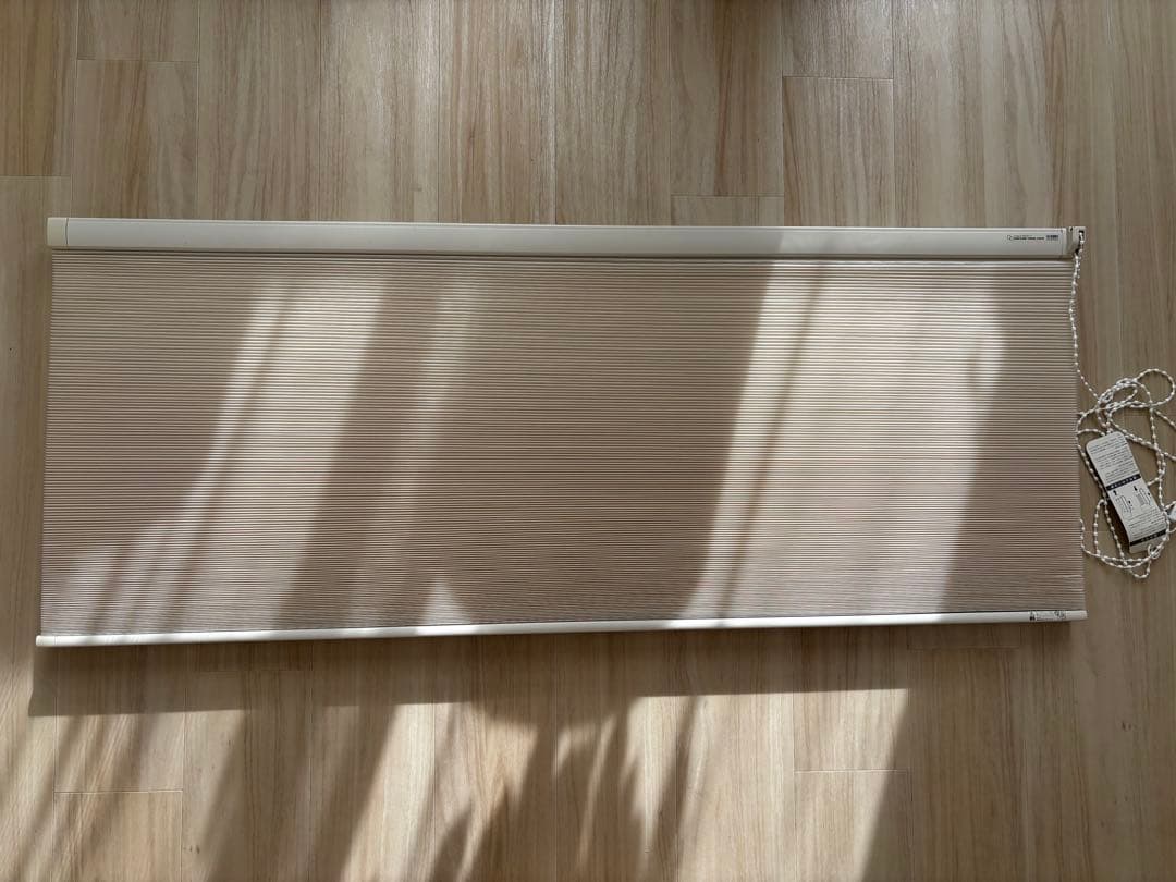 SEIKI ハニカムスクリーン(右) 1282x2145 ホワイト　値下期間中！