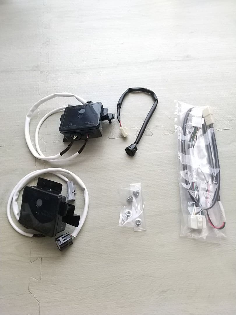 SUBARU スバル WRX STI(2017) 純正 フォグランプカバー 左右