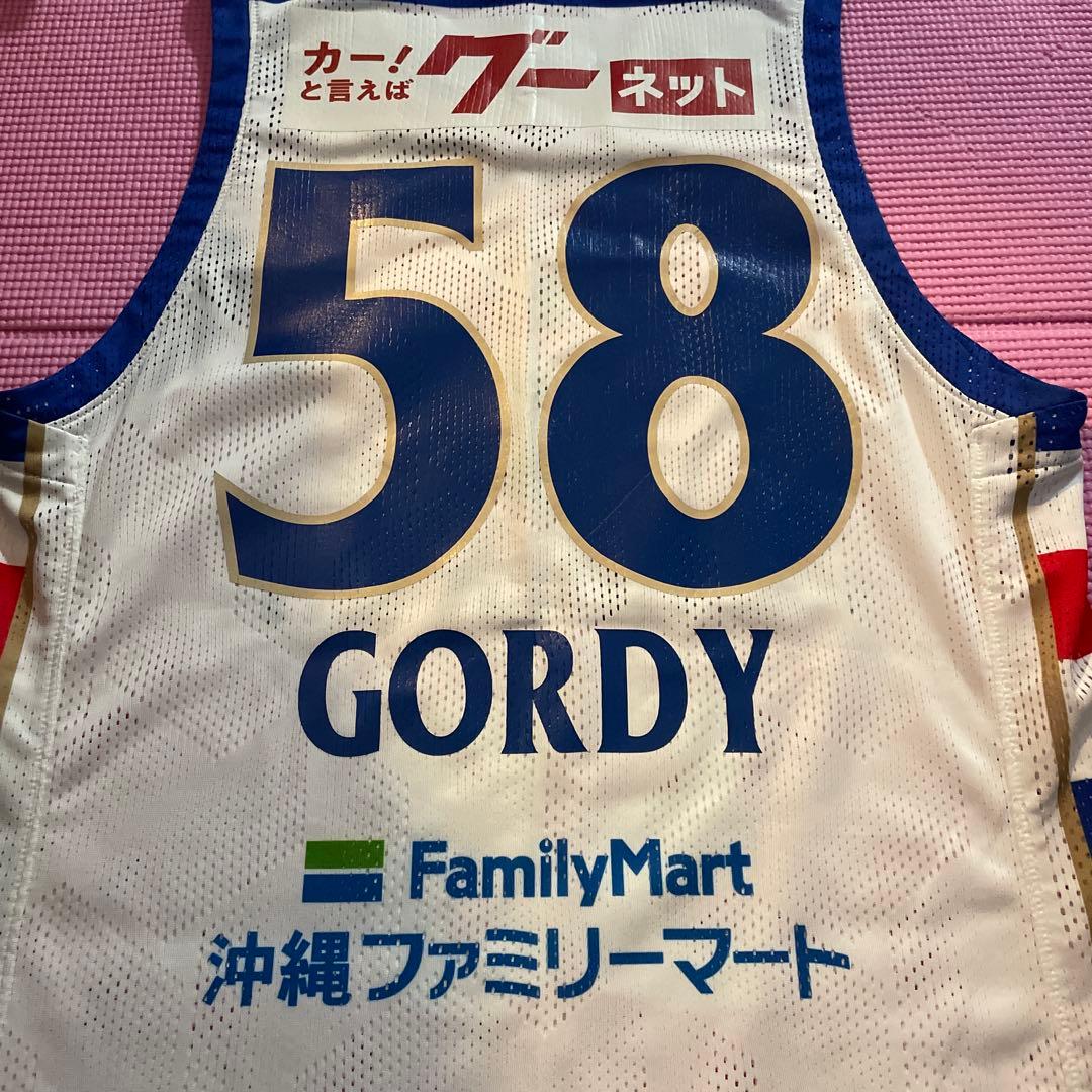 琉球ゴールデンキングスユニフォーム　ゴーディエディション