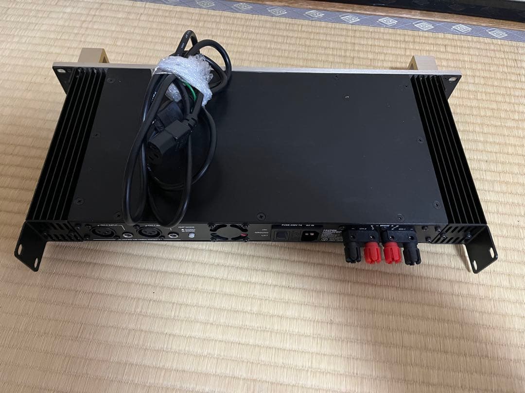 CLASSIC PRO CP400 パワーアンプ