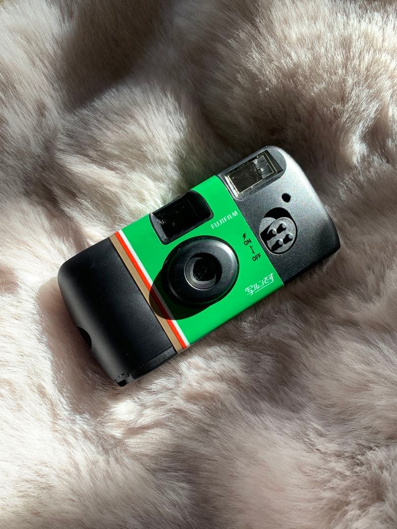 まるごと写ルンです。~現在の東理紗はどうしているのか~（一点のみ）