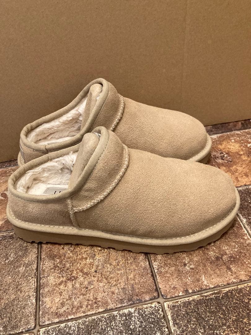 アグ CLASSIC SLIPPER 3