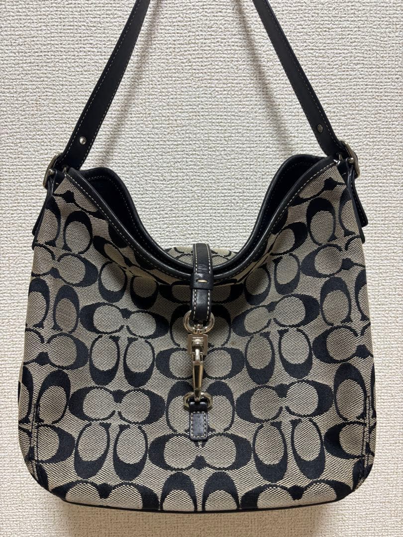 【美品】Coach シグネチャー ワンショルダーバッグ