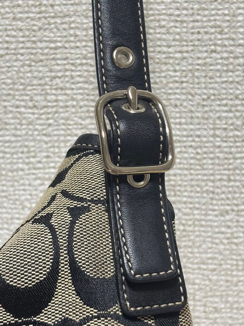 【美品】Coach シグネチャー ワンショルダーバッグ