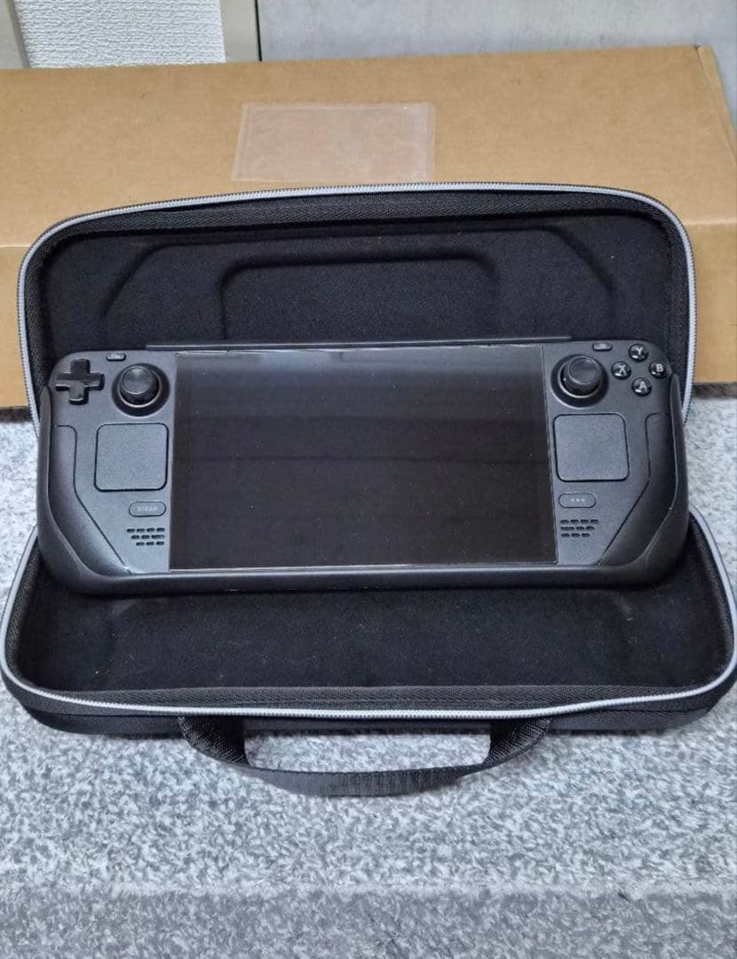 美品 SteamDeck OLED 512GB ケース付き
