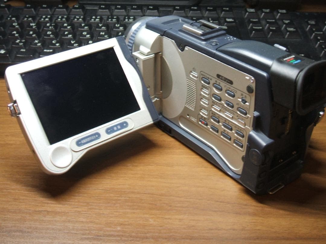 SONY DCR-TRV30 動作確認済み