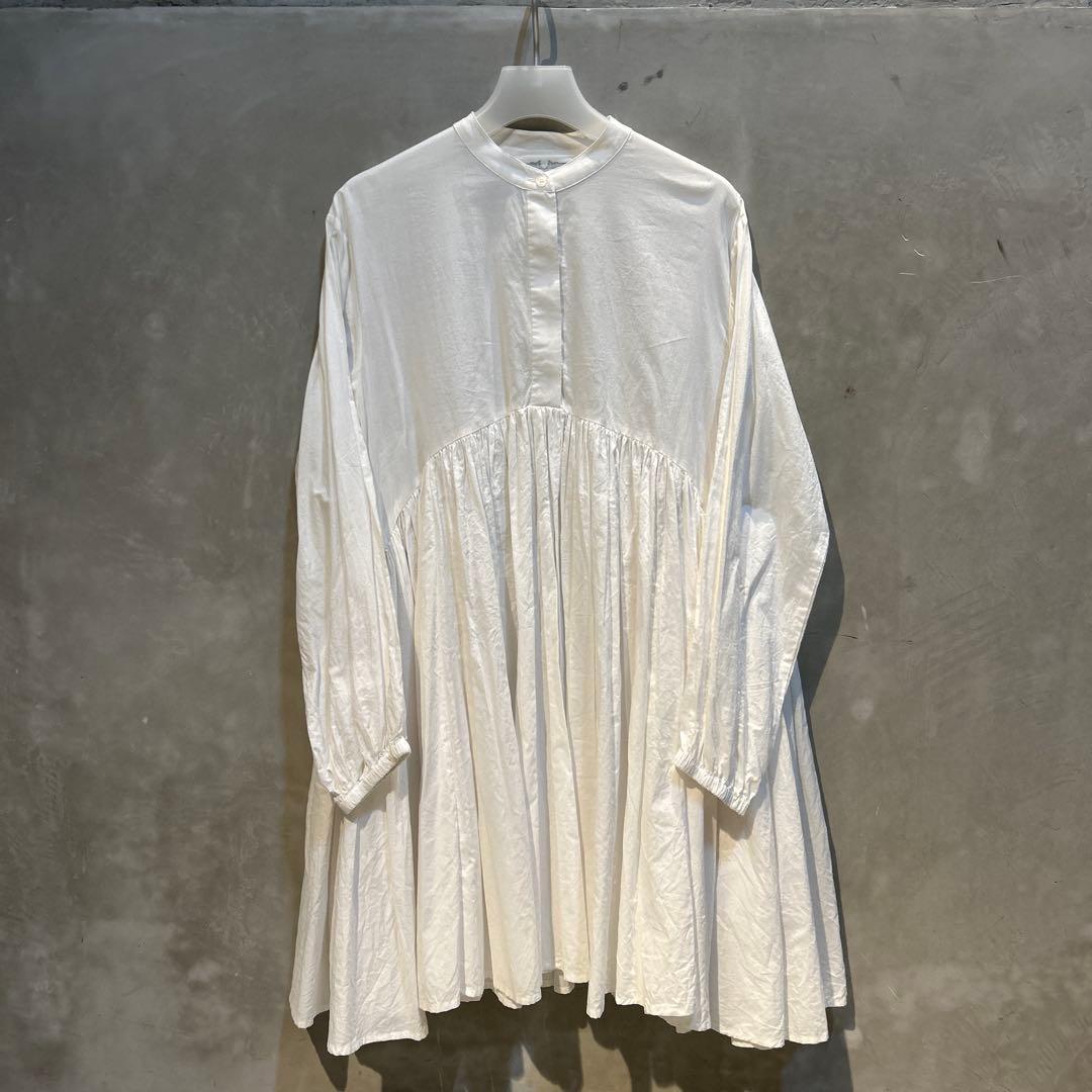 【極美品】BEARDSLEY ホワイト ギャザーチュニックブラウス