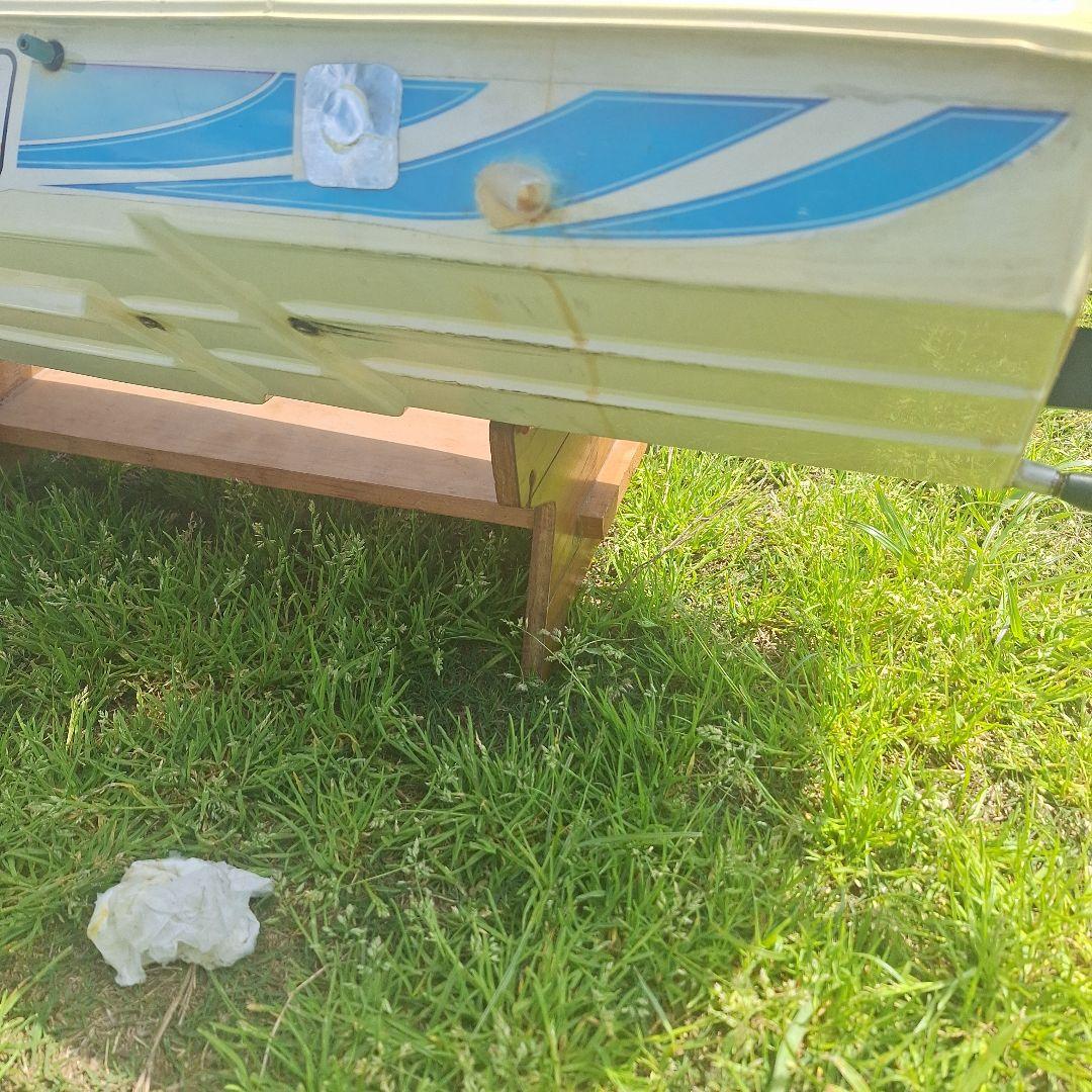 京商エンジンボート