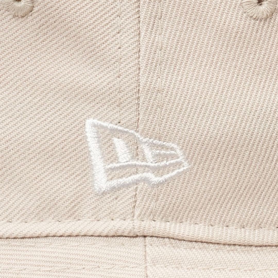 Mrs.GREEN APPLE NEW ERA® BUCKET-01 BEIGE