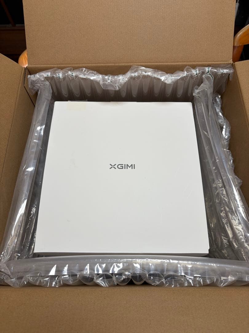 XGIMI HORIZON PRO 4Kプロジェクター本体