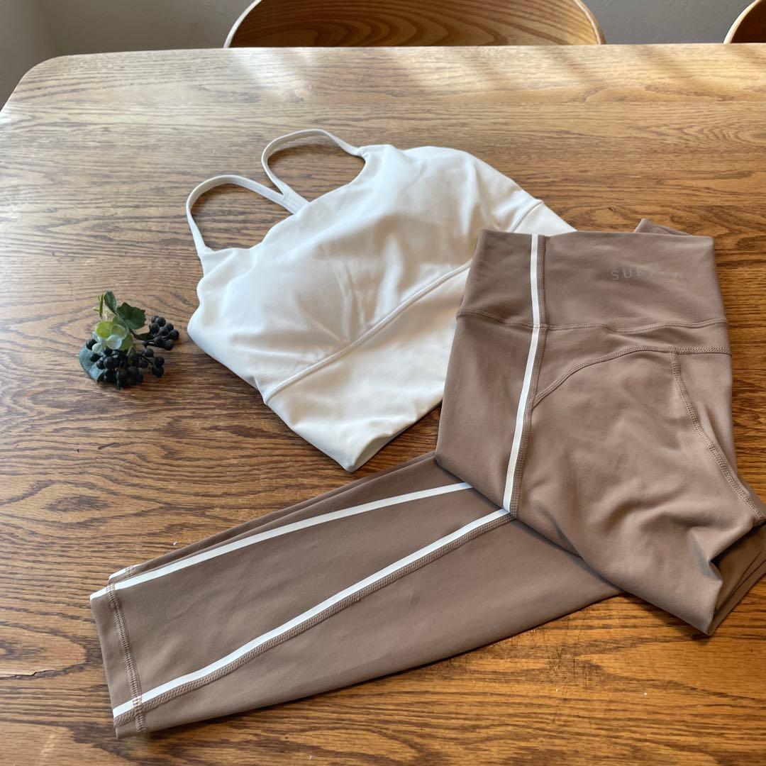 新品　SUKALA カラーラインレギンス　S