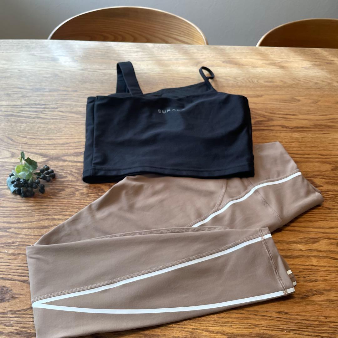 新品　SUKALA カラーラインレギンス　S