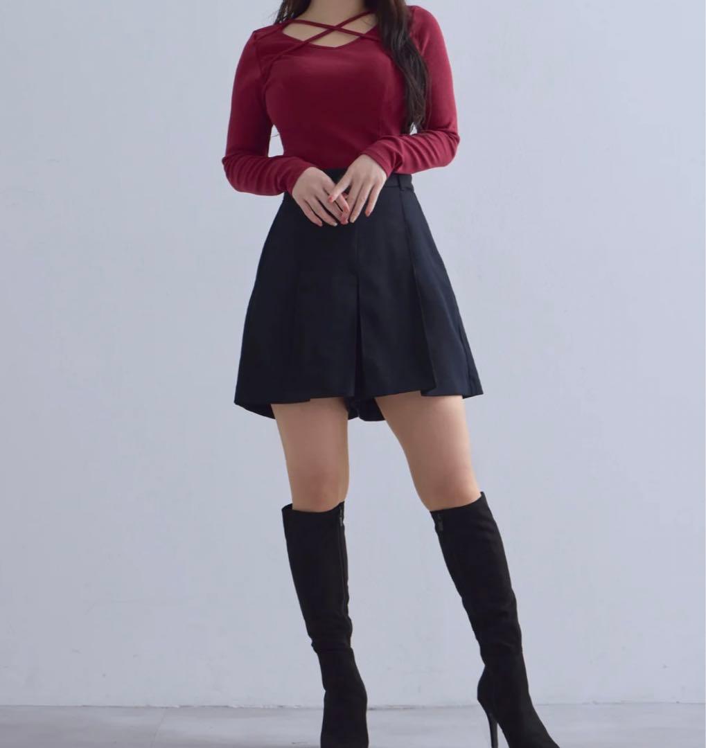 新品未使用✩完売✩overE Vネックストラップカットソー 102ボルドー