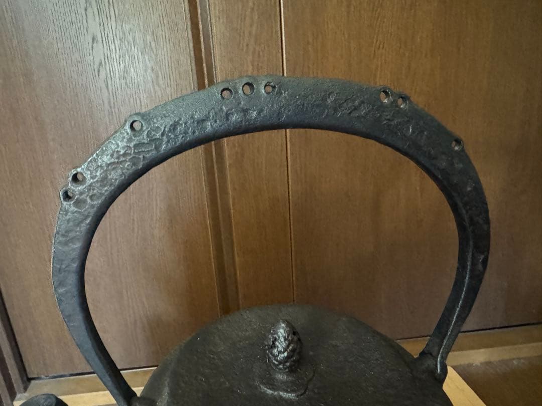 南部鉄器　小泉仁左衛門　鉄瓶