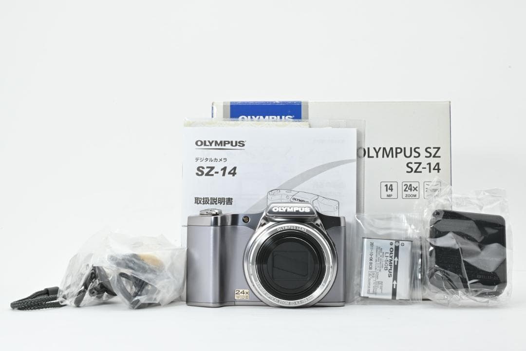 【極美品】OLYMPUS SZ-14 シルバー　ほぼ新品！
