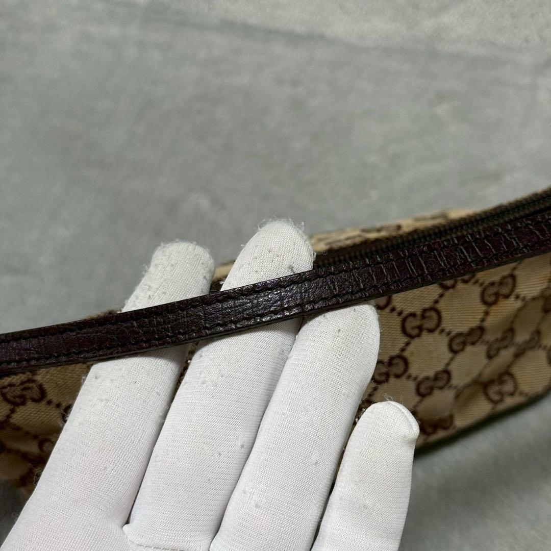 バッグ Gucci GG Accessory Pouch Leather Brown