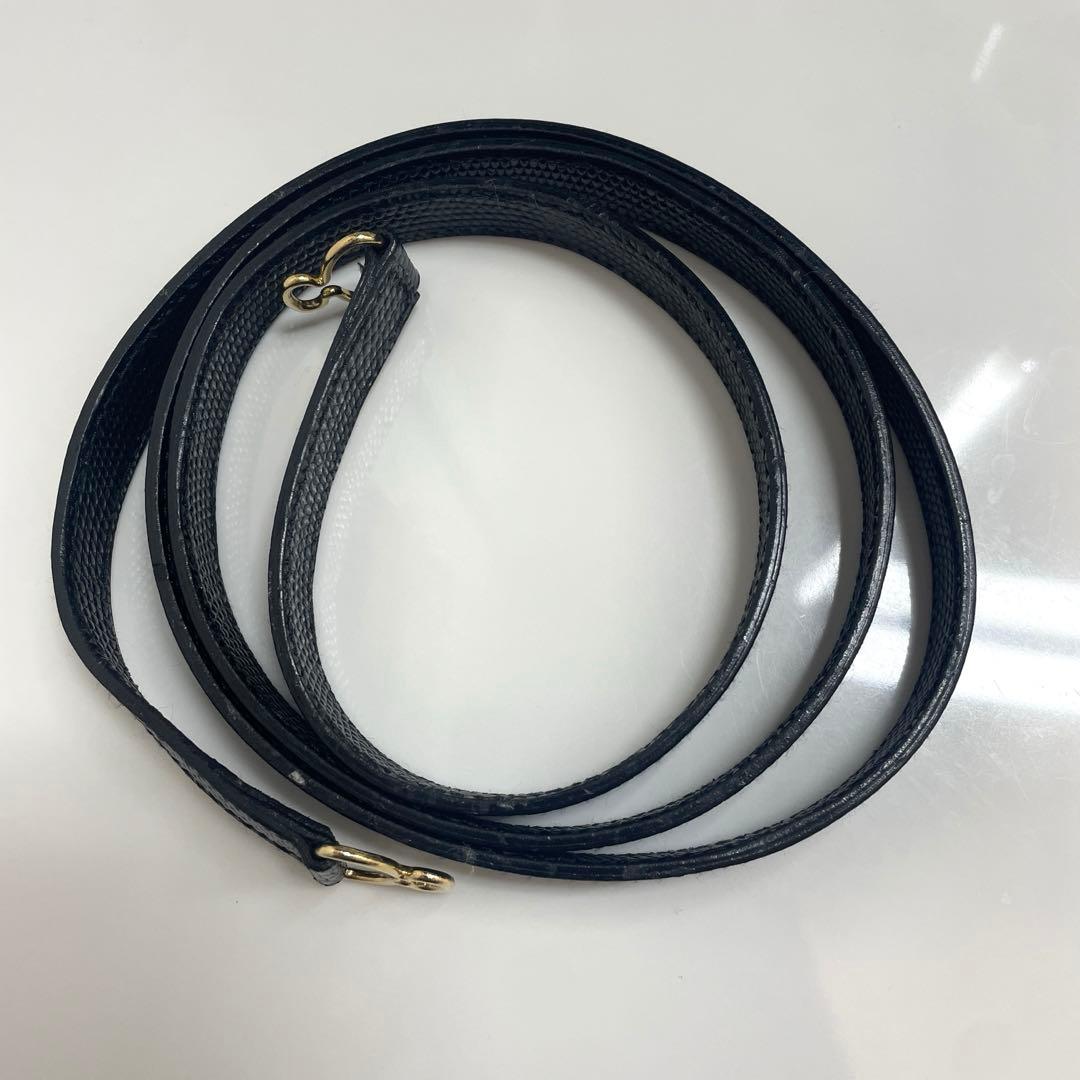 極美品✨サルヴァトーレフェラガモ　ヴァラリボン　2WAY ハンドショルダー　くろ