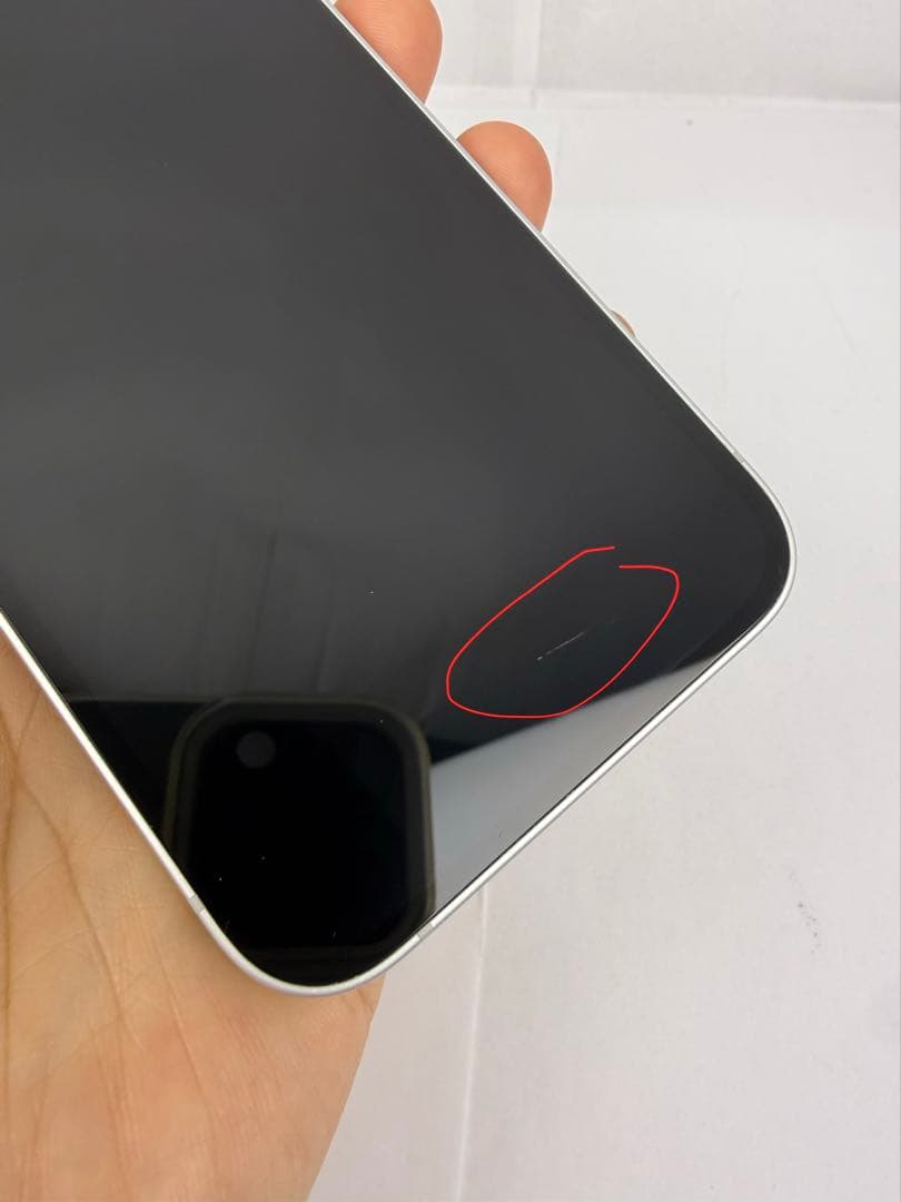 iPhone16e 128GB ホワイト 海外版 SIMフリー　ロックなし