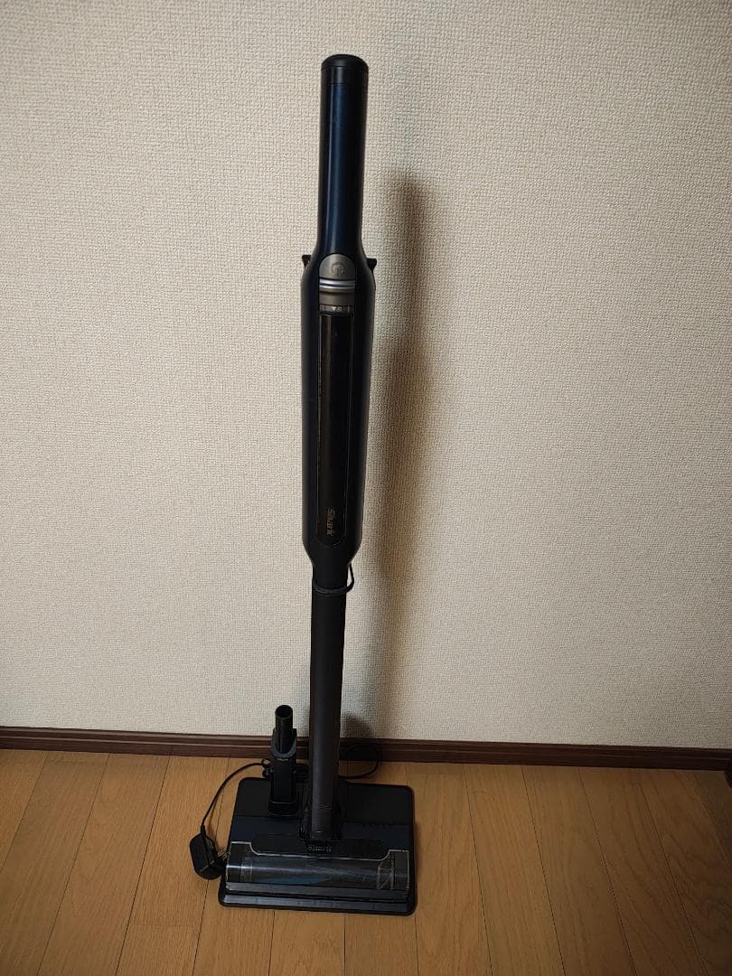 シャーク★コードレスクリーナー★CS401JRB★バッテリーの状態良好★