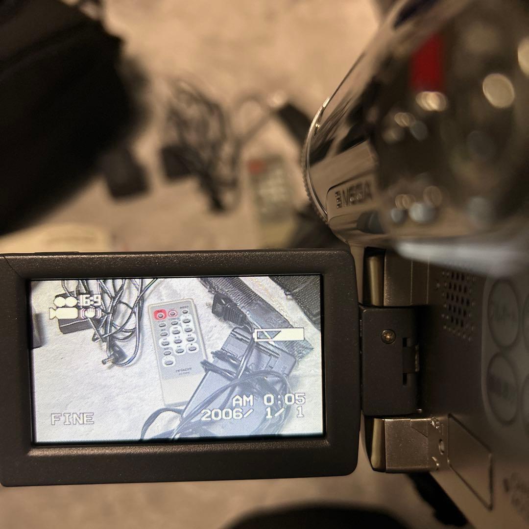 HITACHI WOOO HYBRID CAM 13メガピクセル　レトロ