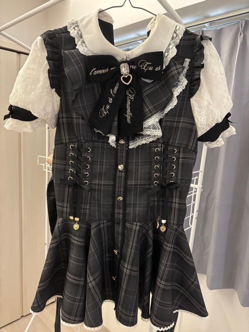 リズリサ　ワンピース