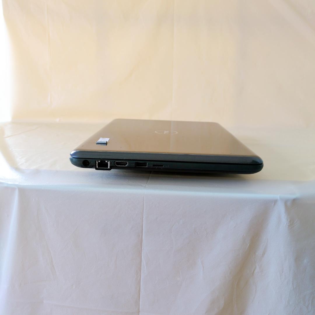 DELL ノートパソコン windows11 SSD新品 8GB webカメラ付