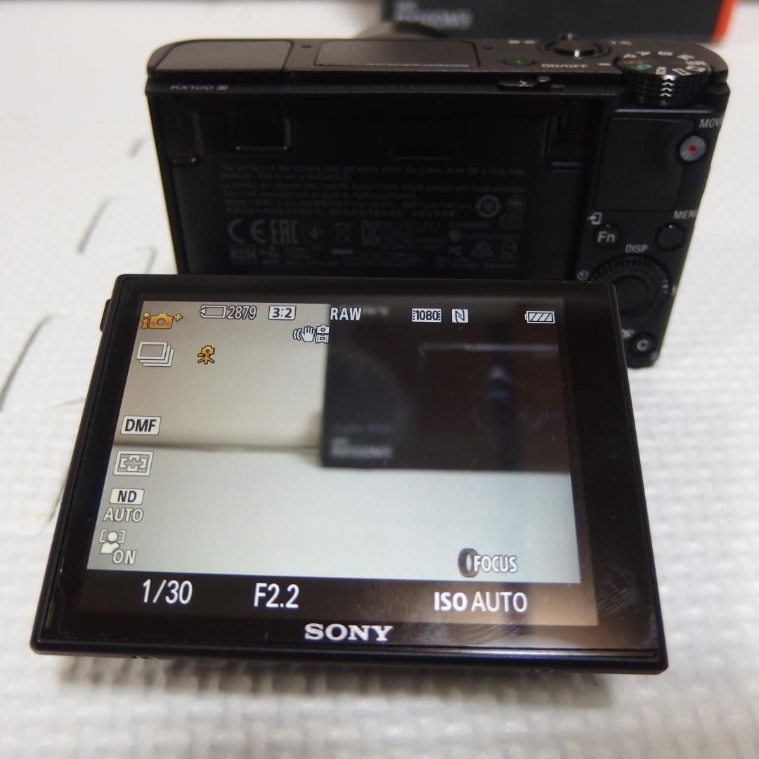 ソニー　高級コンデジ　SONY Cyber-shot DSC-RX100M3