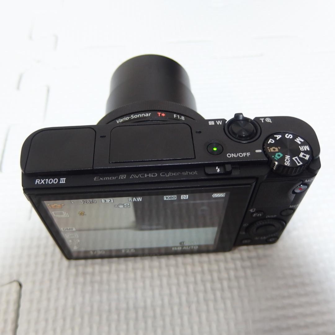 ソニー　高級コンデジ　SONY Cyber-shot DSC-RX100M3