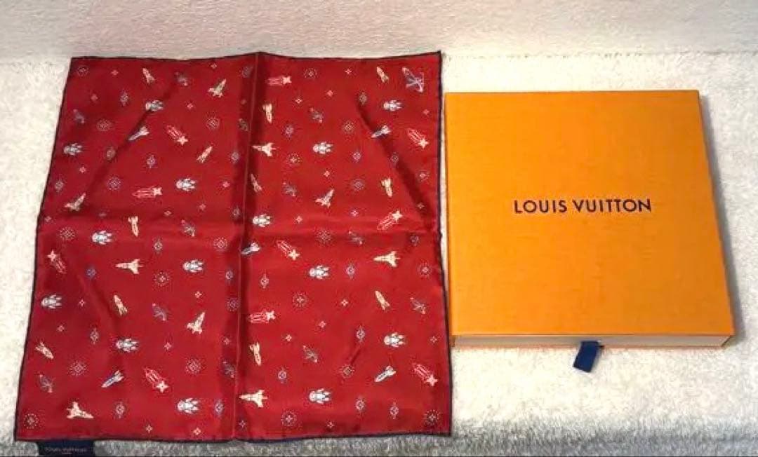 LOUIS VUITTON ハンカチーフ　ワインレッド　メンズ