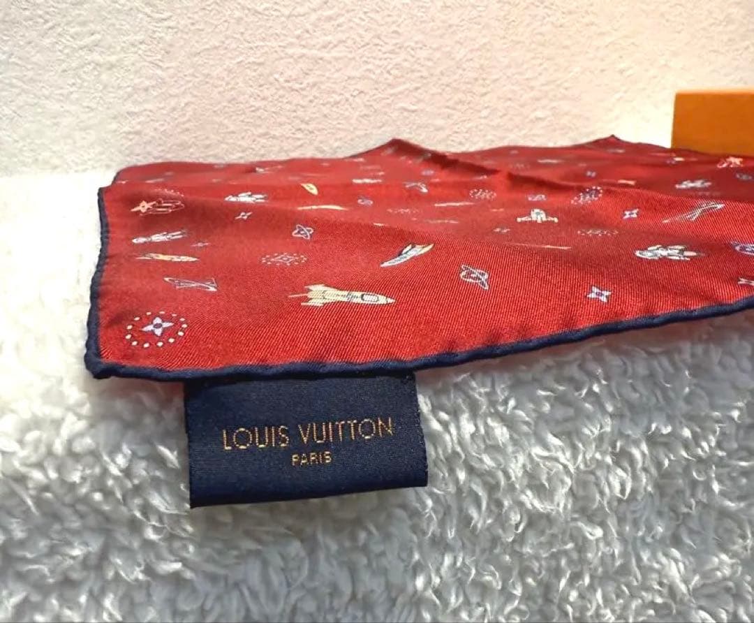 LOUIS VUITTON ハンカチーフ　ワインレッド　メンズ
