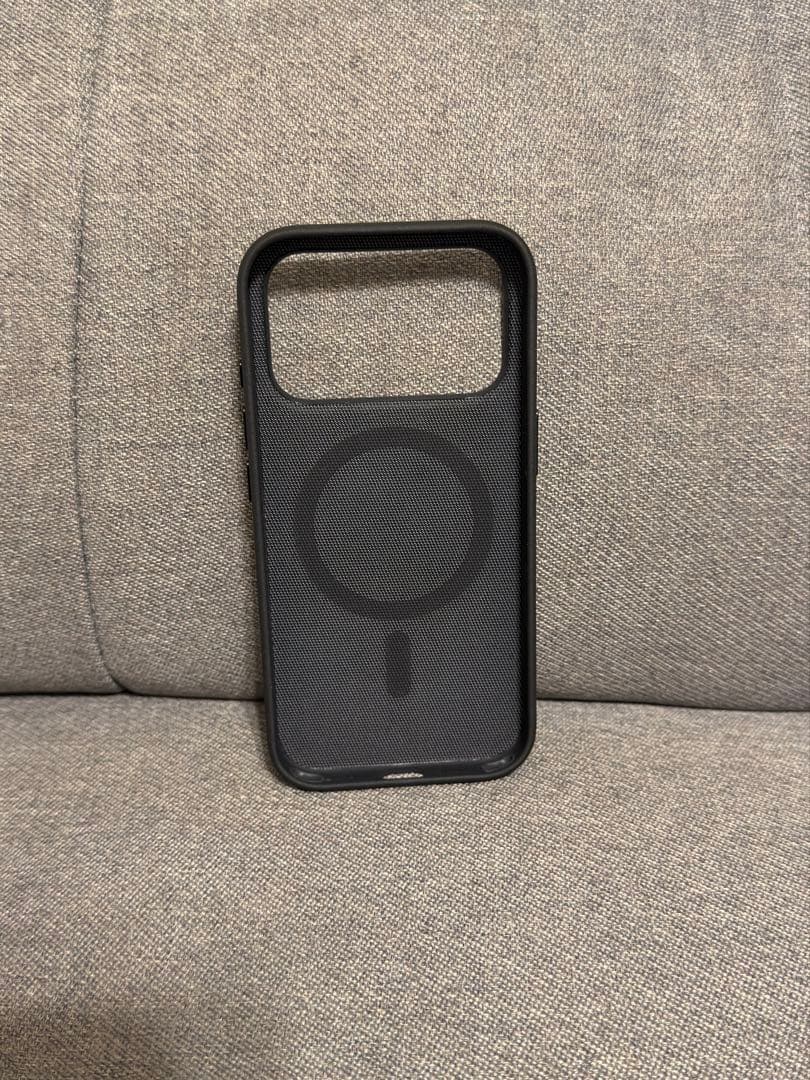 Apple テックウーブンケース iPhone17pro ブラック