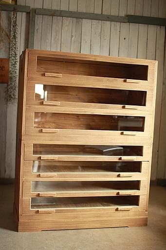 前面ガラスの引き出し3段　食器棚　収納棚　キャビネット　シャツケース　古家具