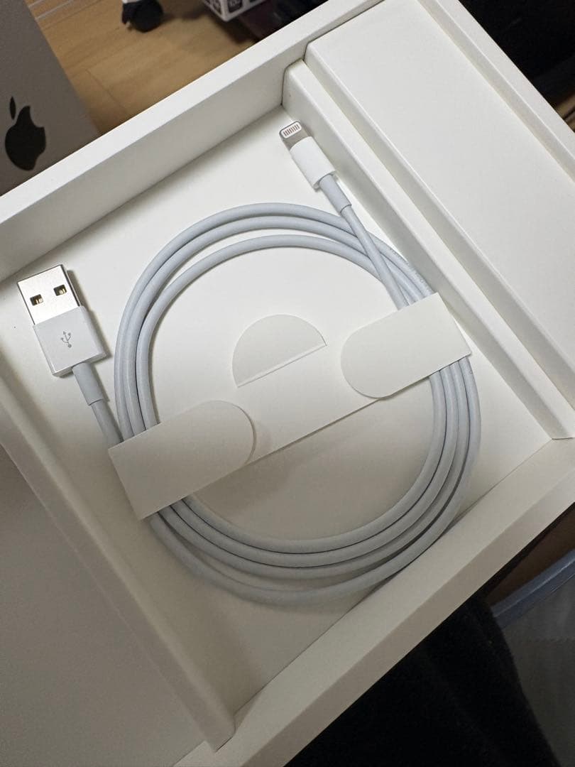 iMac Retina 4K 21.5インチ (2015)