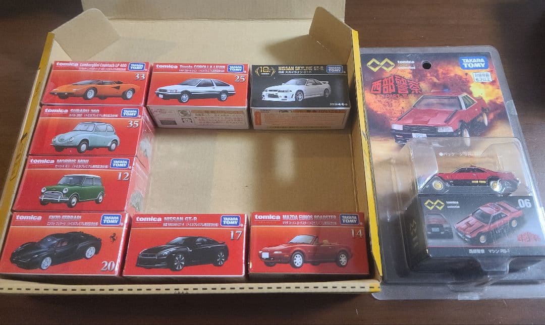 トミカプレミアム　9台セット