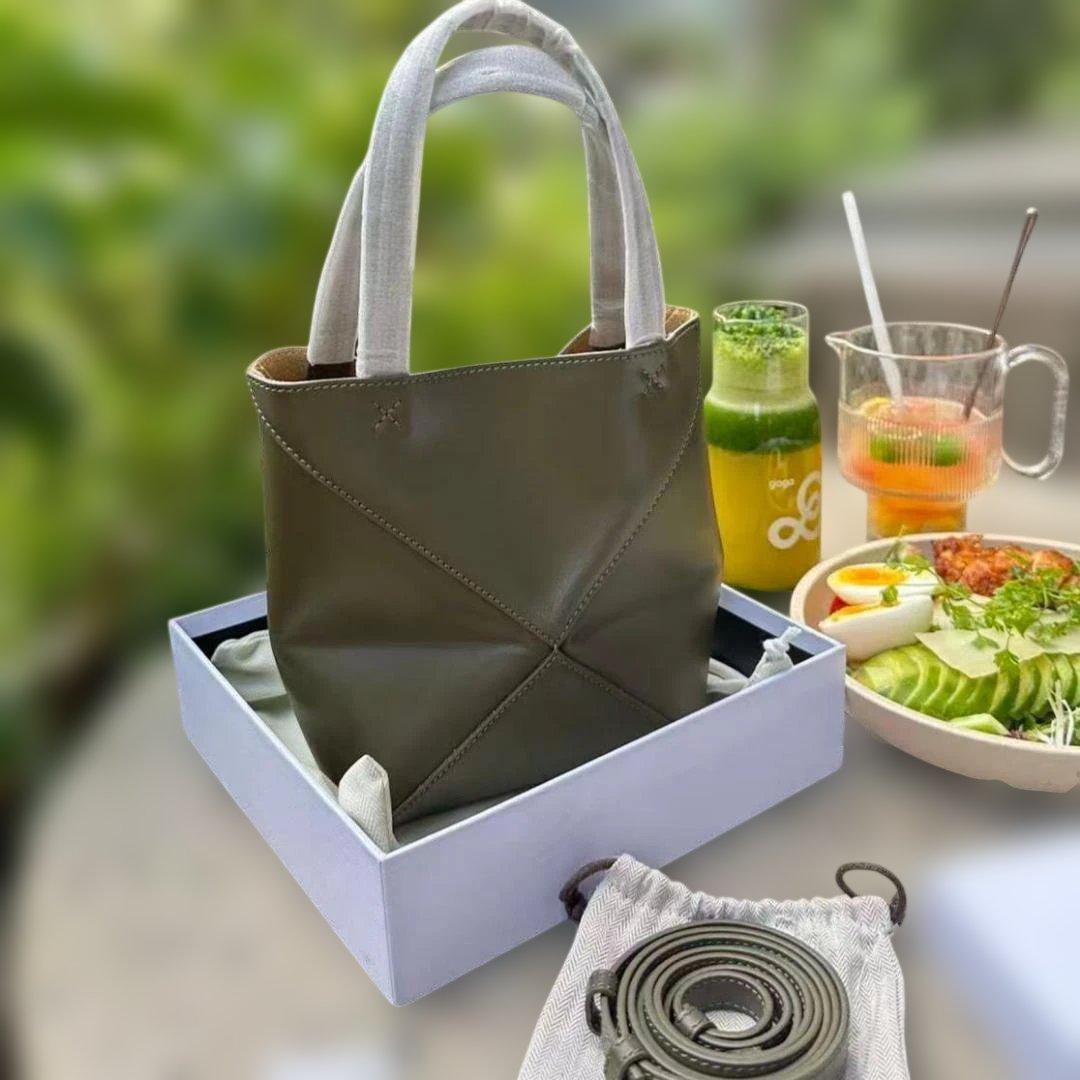 オリーブグリーン本革パズルフォールドミニトート 軽量収納便利 レディース