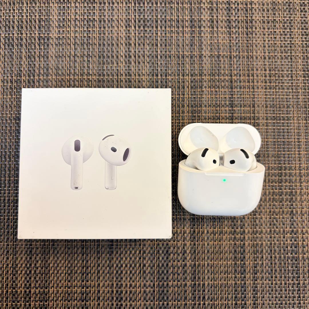 美品⭐️AppleAirPods4 USB-C充電ケース付き ワイヤレスイヤホン