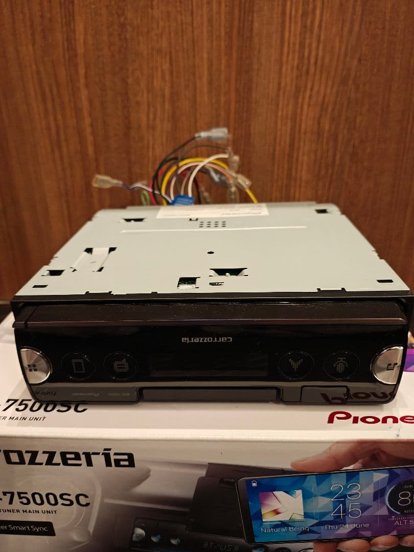 Pioneer MVH-7500SC ヘッドユニット