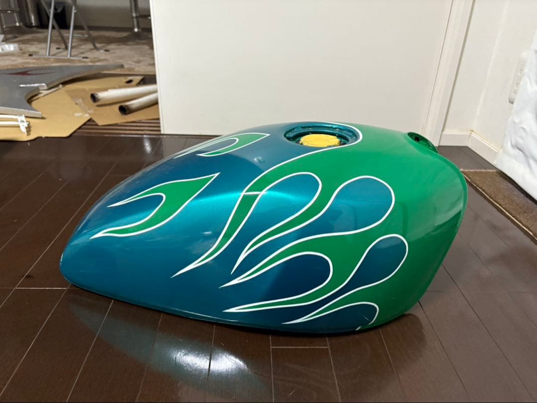 ゼファー400 外装