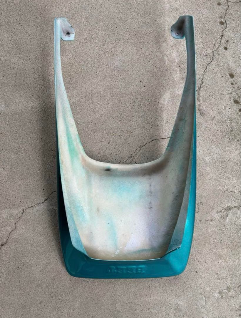 ゼファー400 外装